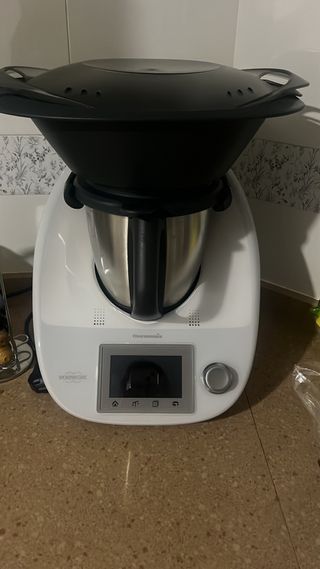 Thermomix TM5 con vaso extra sin estrenar