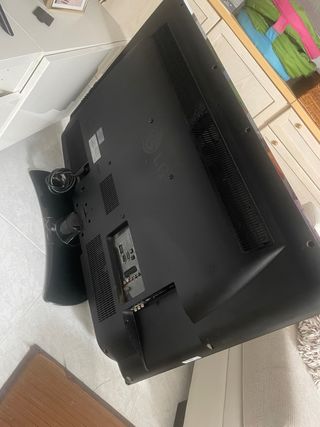 TV LG 42 HD LCD 42LD420 Negra