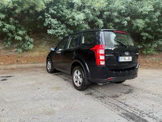 Mahindra XUV 500 2014