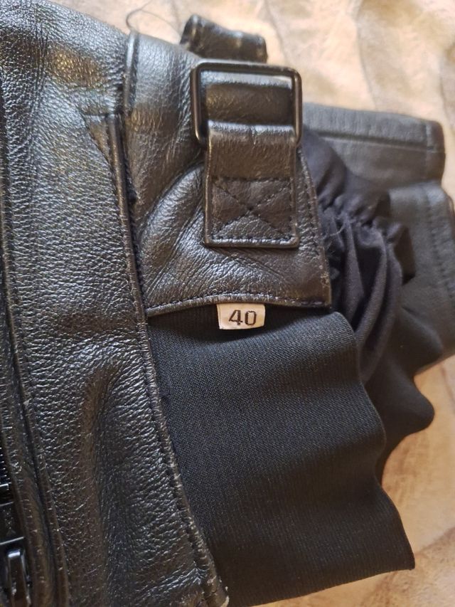 Pantalones de moto de cuero negros