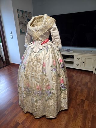 Traje de Fallera con Zapatos