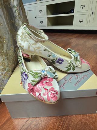 Traje de Fallera con Zapatos