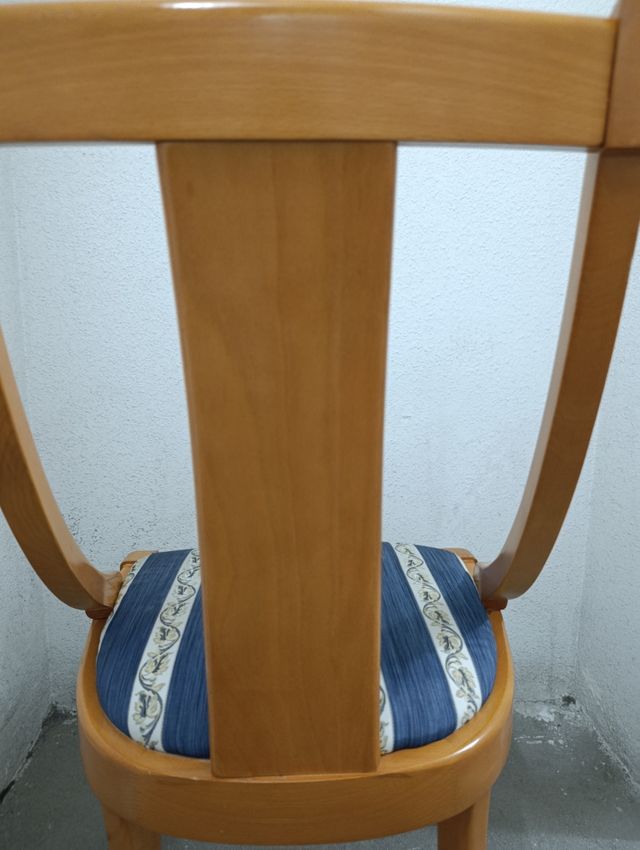 6 Sillas Tapizadas Madera y Tela.Perfecto estado.