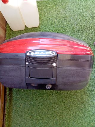 Baúl moto Shad grande