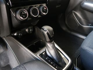 Suzuki Swift Mild Hybrid 1.2L 83 GLX CVT - 2022