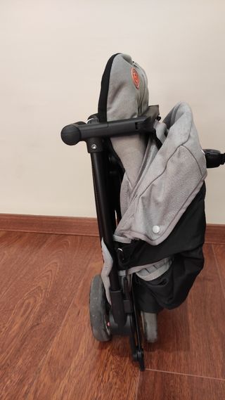 Silla de paseo Cybex Libelle gris
