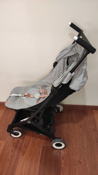 Silla de paseo Cybex Libelle gris