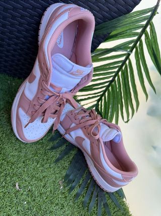 Nike Dunk Rosa y Blanco Talla 38