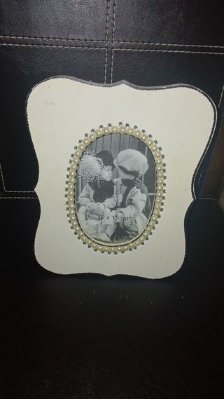 Portafoto in legno con perle