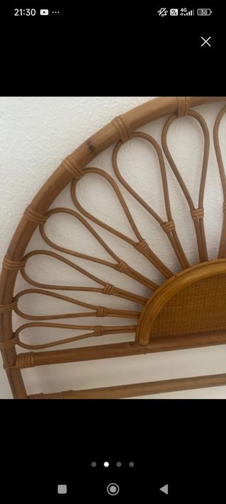 Cabecero de cama de bambú y ratán
