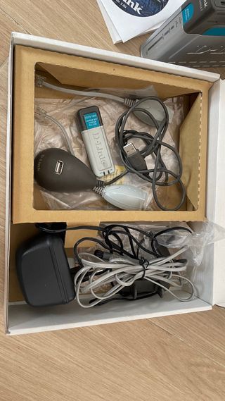 Router D-Link DSL-904 Wireless ADSL Kit