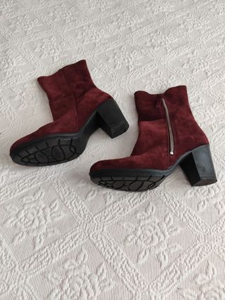 Oferta! Botas ante granate/burdeos de media caña