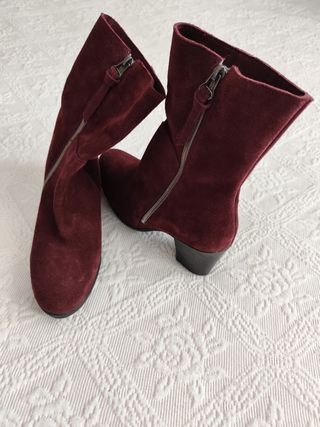Oferta! Botas ante granate/burdeos de media caña