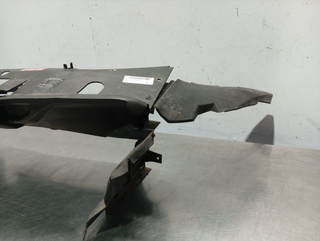 MOLDURA PARAGOLPE DELANTERA MERCEDES-BENZ CLASE B