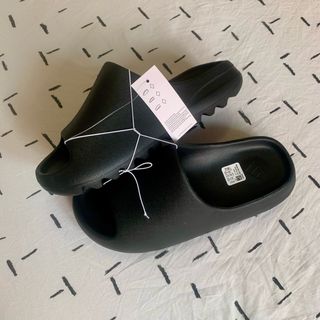 Chanclas Yeezy Adidas Negras