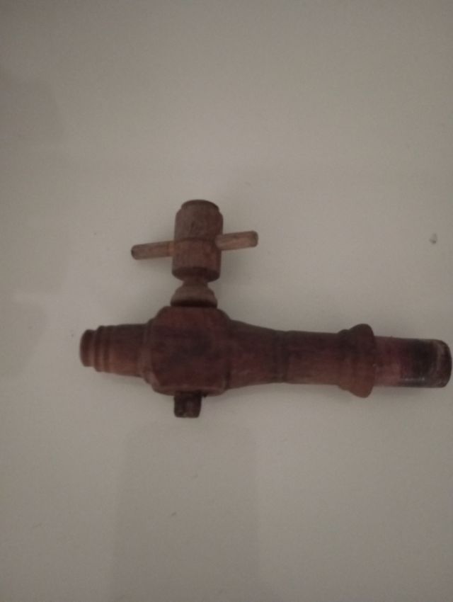 Soporte madera barril 8L