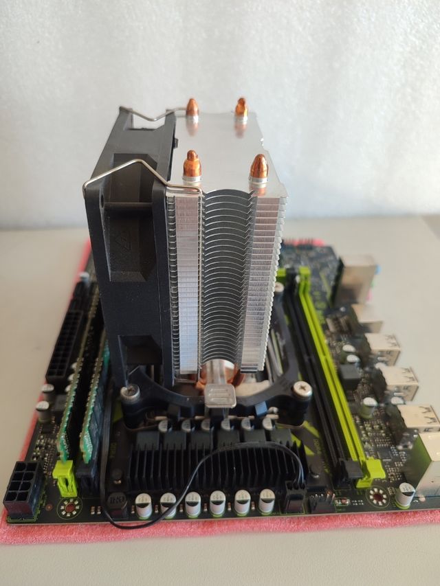 Motherboard X99 com Processador v2650 v4e dissipad