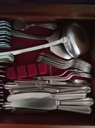 Conjunto de talheres 123 peças Em aço inoxidável