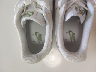 Nike Air Force 1 Blancas y Verdes