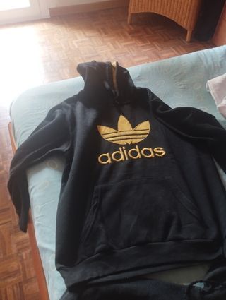 Lote de tres sudaderas unisex talla s/ m