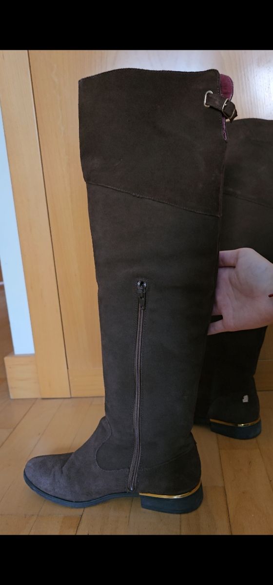 Botas altas de pana marrones