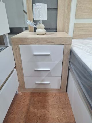 Dormitorio completo madera y blanco