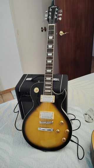 Guitarra Eléctrica Austin + Amplificador Hiwatt 25