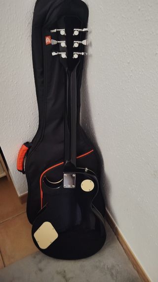 Guitarra Eléctrica Austin + Amplificador Hiwatt 25