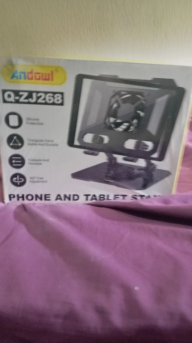 Soporte Móvil/Tablet /portatil 
Enfriador Andowl Q