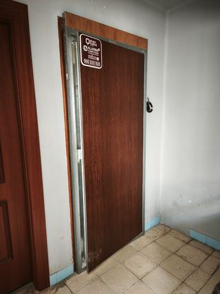 Puerta antiokupa