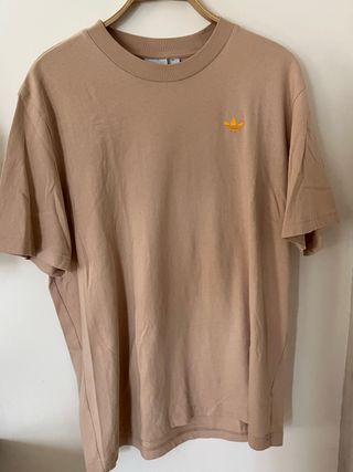 Camiseta Adidas Originals Beige y Dorada