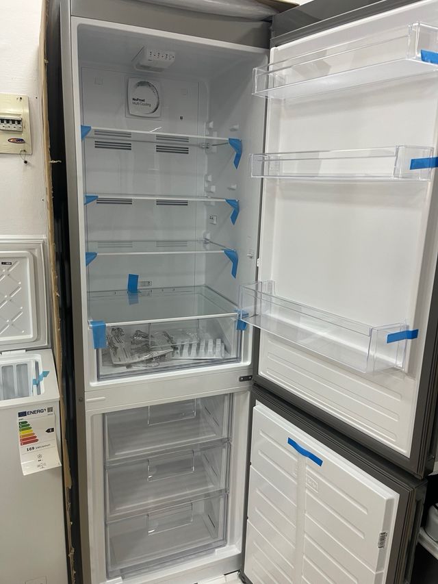 FRIGORÍFICO COMBI INOX MARCA BENAVENT  NO FROST