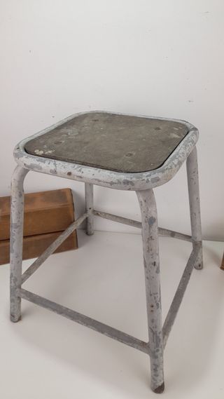 Sgabello industriale vintage metallo e legno