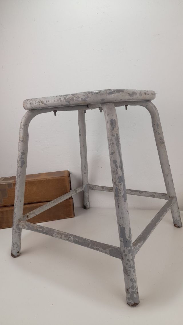 Sgabello industriale vintage metallo e legno