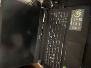 Portátil gaming , MSI bravo 15, Ryzen 7 7735.