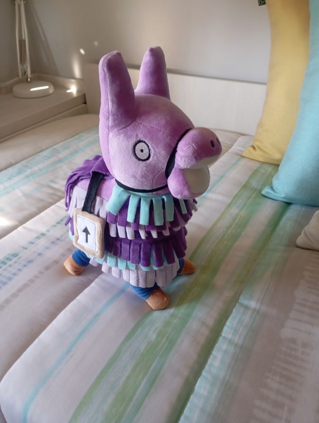 Peluche Fornite,La llama.
