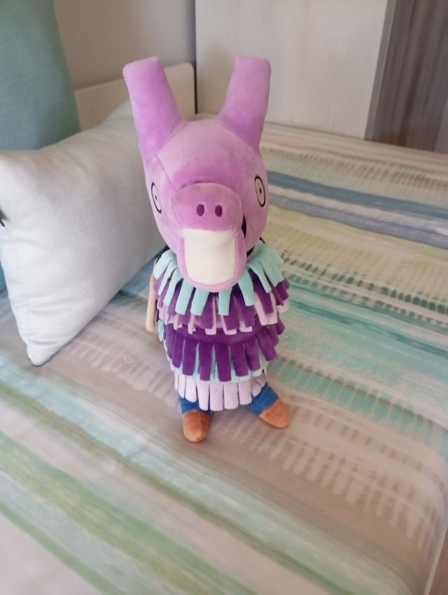 Peluche Fornite,La llama.