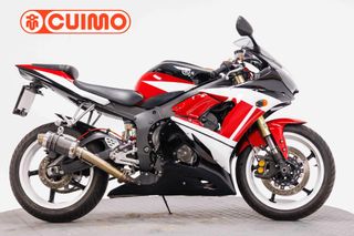 YAMAHA YZF R6