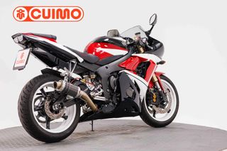 YAMAHA YZF R6