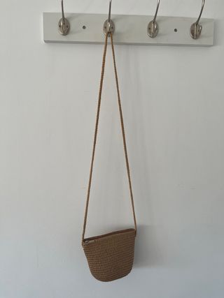 Bolso pequeño de rafia