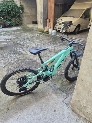 Turbo levo