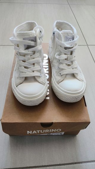 Scarpe bambina Naturino pizzo tg 28