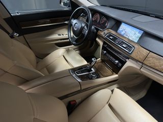 BMW Serie 7 - 730 D 245 CV