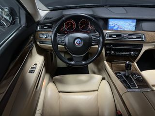 BMW Serie 7 - 730 D 245 CV