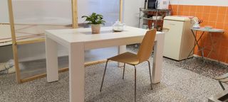 Mesa comedor lacada extensible con 6 sillas