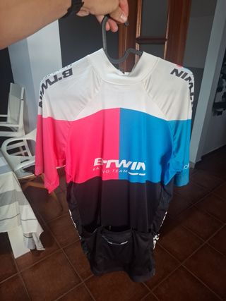 Equipacion Ciclismo Btwin Racing Team Talla L