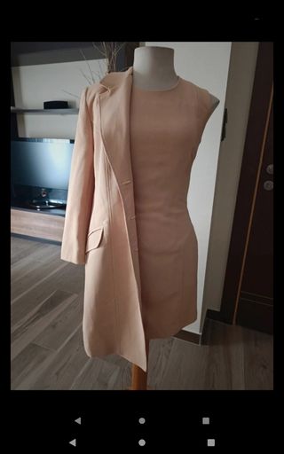 Vestido y abrigo 3/4 beige