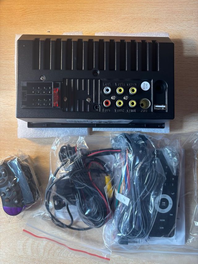 Autoradio con videocamera