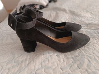 Zapatos de tacón negros talla 40