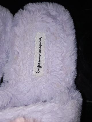 Zapatillas de casa peludas con dibujo